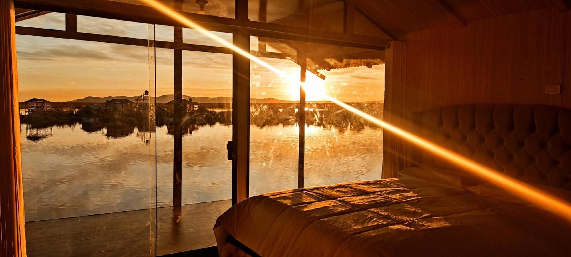 Titicaca Vista Atardecer Lodge *